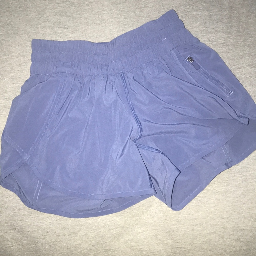 Lululemon tracker shorts